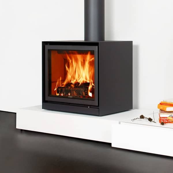 Stûv 16 CUBE takkasydän | Stûv 16 CUBE fireplace insert